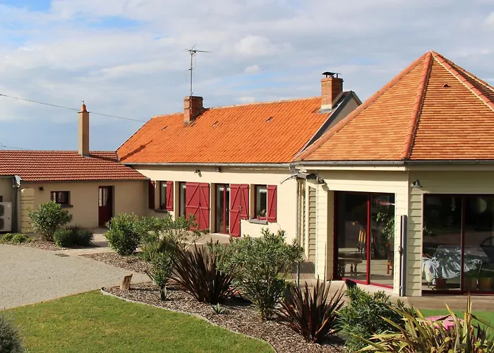 民宿 Douceur Angevine Lézigné